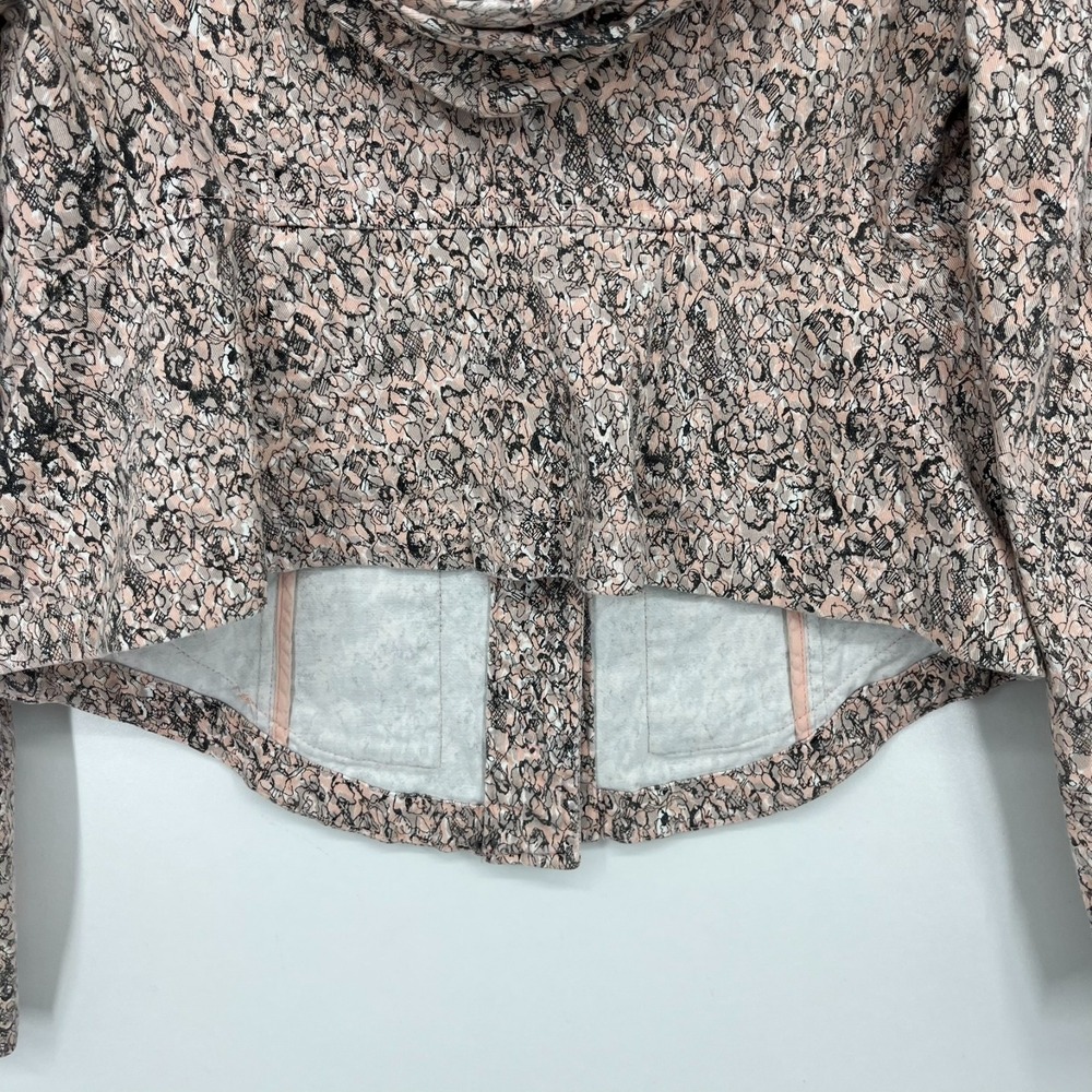 BCBGeneration Jacket Women's Size S Pink Floral Print Convertible Hood - Picture 7 of 9